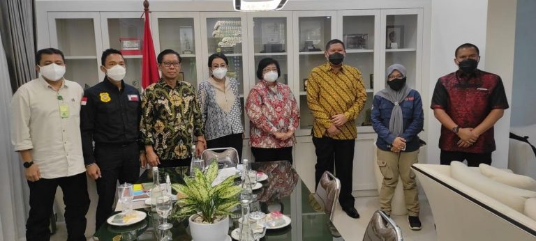 Polda Riau Dapat Dukungan Dari Menteri KLHK