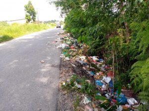 Desa Kualu Ditemukan Sampah Berserakan, Aliman Makmur, Sebut Sudah Kewenangan Pemdes