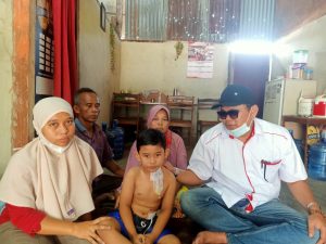 Ajak Donasi Untuk Muhammad Rizky Febrian Penderita Leher Bocor