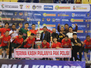 Ketua PD.IWO Pelalawan Sampaikan Ucapan Selamat Sang Juara untuk Tim Futsal Rajawali Fc